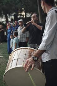 Nicht selten ist man mehrmals im jahr zu einer hochzeitsfeier eingeladen. Hochzeit Auf Turkisch Ein Einblick In Die Wichtigsten Rituale