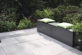 Egal ob betonplatten im bau oder als dekoration am oder im haus gewünscht sind, wir beliefern und. Betonplatten Im Garten Verlegen 25 Ideen Fur Gehwege