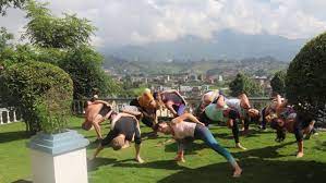9 heavenly yoga retreats in nepal