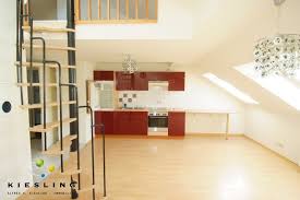 The accommodation comprises 2 bedrooms and 1 bathroom. Gunstige Maisonette Wohnung 1210 Wien Mietguru At