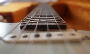Why Choosing The Right Guitar Fretboard Radius Is Important