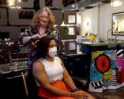 columbia salon owner practices new art