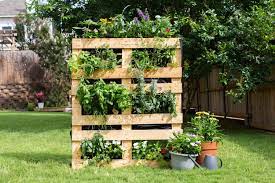 a pallet planter and prep it for plants