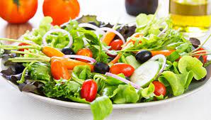 what are the benefits of eating salads