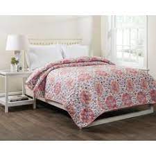 Here's the difference between bedspreads, coverlets, blankets, and quilts. All Over Bedspreads Bedspreads Quilts Coverlets Sears