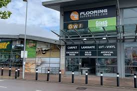 Fully insured, skilled, employed, carpet fitters, floor layers unrivaled contract & commercial flooring knowledge retail flooring , domestic flooring, contract floors solid wood flooring, engineered wood floors. Bristol Store Flooring Superstore