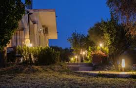 8 best outdoor solar lights for your