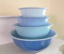 Vintage Pyrex Mixing Bowls Blue Ombre