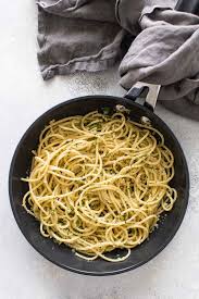 easy pasta with olive oil garlic