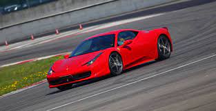 Check spelling or type a new query. Guidare Una Ferrari In Pista Arese Milano Regali 24