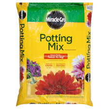 The food that is in this mix isnt the feeds for 6 months stuff. Miracle Gro Premium Potting Mix Shop Soil Mulch At H E B