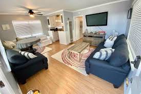 Explore newport beach cottage rentals. Newport Beach Cottage Steps To The Sand W Parking Houses For Rent In Newport Beach California United States