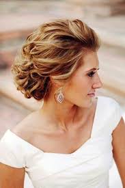 This messy up do can be considered as one of the prettiest bridesmaid hairstyles for wavy hair. Bride Wedding Hairstyles For Short Hair Updos Addicfashion