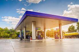 The discover it® secured credit card is the best gas credit card for poor credit, since you earn a high amount of cash back on your purchases without an annual fee, and you can use the card other places outside of gas stations. The 11 Best Credit Cards For Gas Station Purchases Rewards Cash Back
