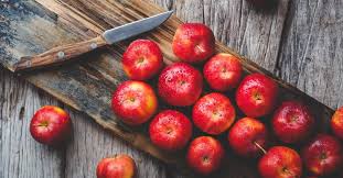 10 Impressive Health Benefits of Apples