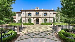 take a look at a preston hollow home of