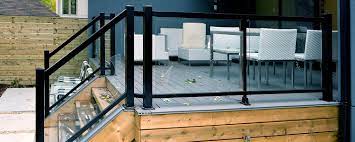 The glass panels fit in between the bottom and top railing. Anyone Install Glass Railings For A Deck Redflagdeals Com Forums