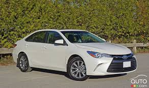 2017 toyota camry xle remains the