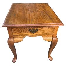 Use the spacious top surface of this table to hold a lamp or your afternoon cup of tea. Broyhill Furniture Solid Wood Side Table W Drawer Aptdeco