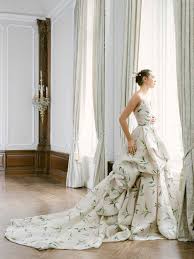 new monique lllier wedding dresses