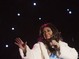 Aretha Franklin Tops Nicki Minaj On The Charts After Her