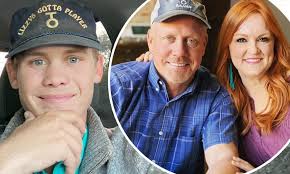 Ree drummond's nephew is in critical condition following an accident on the drummond ranch. Izoc6qm Cb Pwm