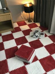 interlocking carpet tiles