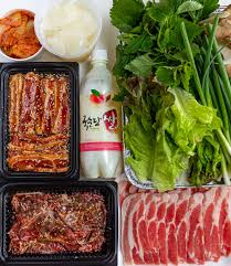 It is tender, thinly sliced, caramelized beef usually rib eye, but i have had great success with flank steak as well. Korean Bbq Easy Beef Pork Belly Bulgogi Marinade Vietnamese Home Cooking Recipes