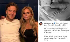 Boston bruins' david pastrnak meets cnn's rhiannon jones to speak about his incredible rise to the nhl and his enthusiasm to motivate the new crop of talent in china and beyond. Bruins Star David Pastrnak Reveals His Six Day Old Baby Boy Has Died And Post Heartbreaking Photo Daily Mail Online
