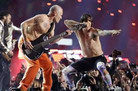 Currently, the band consists of founding members vocalist anthony kiedis and bassist flea, longtime drummer chad smith, and former touring guitaris… Red Hot Chili Peppers Are In The Studio Flea Posts Some Photos Metalhead Zone