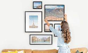 How To Arrange Pictures On A Wall