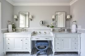 unique bathroom vanity backsplash ideas