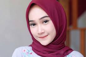 Google has many special features to help you find exactly what. 10 Cara Memakai Hijab Segi Empat Bikin Tampilan Bunda Makin Menarik Theasianparent Indonesia
