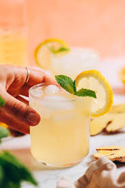 refreshing ginger lemonade minimalist