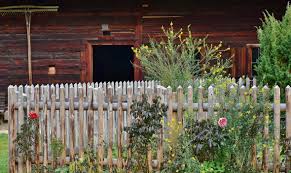 Cheap Fence Design Ideas 13 Must See Diy Fence Examples