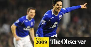 Everton manager david moyes signed arteta in the 2005 january transfer window on loan with a view to a permanent transfer. Eloquent Arteta Makes The Most Of Central Role Everton The Guardian