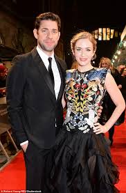 John krasinski and emily blunt are setting the record straight on those 'fantastic four' rumors. Emily Blunt Dazzles At The Baftas With John Krasinski Daily Mail Online