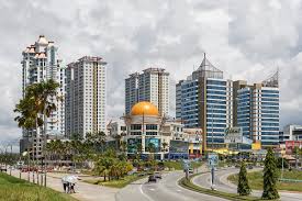 There are so many attractions that you can't miss at all like kota kinabalu city mosque, manukan island. 1borneo Hypermall Wikipedia