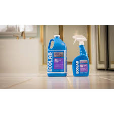 foaming shower tub and tile cleaner