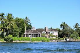 naples waterfront homes