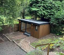 Building A Garden Room With Toilet