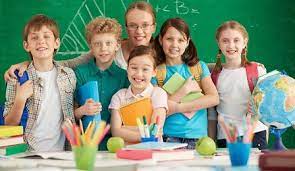 تحصیل مدارس کانادا قوانین جدید ویزای دانش اموزی والدین بورسیه تحصیلی Canada  کالج افق کار