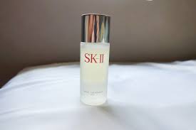 Please excuse what looks like a lipstick stain at the beginning of the. Grace Myu Malaysia Beauty Fashion Lifestyle Blogger Review Sk Ii Facial Treatment Oil