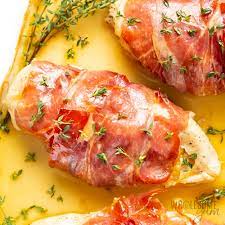 Cheese Stuffed Prosciutto Wrapped Chicken gambar png