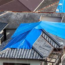 how to tarp a roof the