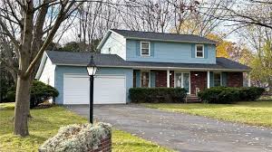 homes in 14624 rochester ny