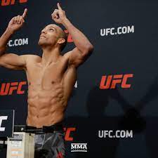 Giga chikadze, with official sherdog mixed martial arts stats, photos, videos, and more for the featherweight fighter. Edson Barboza Moving To Featherweight Because It Got Boring At 155 Mma Fighting