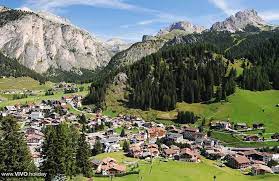 +39 0471 794 291 mobile: Selva Di Gardena Wolkenstein In Italy South Tyrol