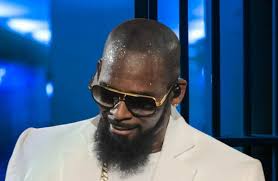 Feb 28, 2021 · r. Exclusive R Kelly Calls Lawyers From Prison Shower Begs For Pretrial Release Allhiphop