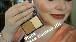 sleek face contour kit in light first